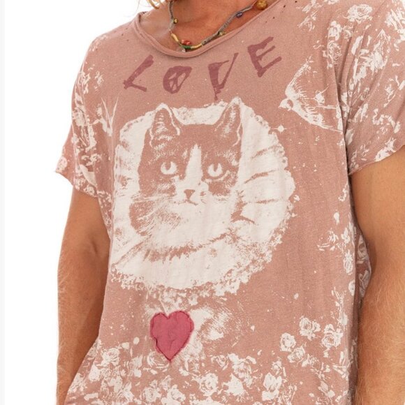 Magnolia Pearl "What You Love" Kitty Tee with Appliques - Picture 3 of 7